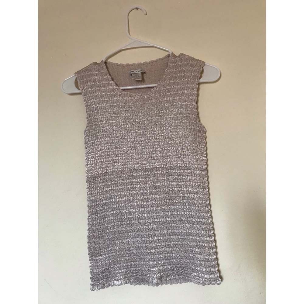 Cream crinkly blouse